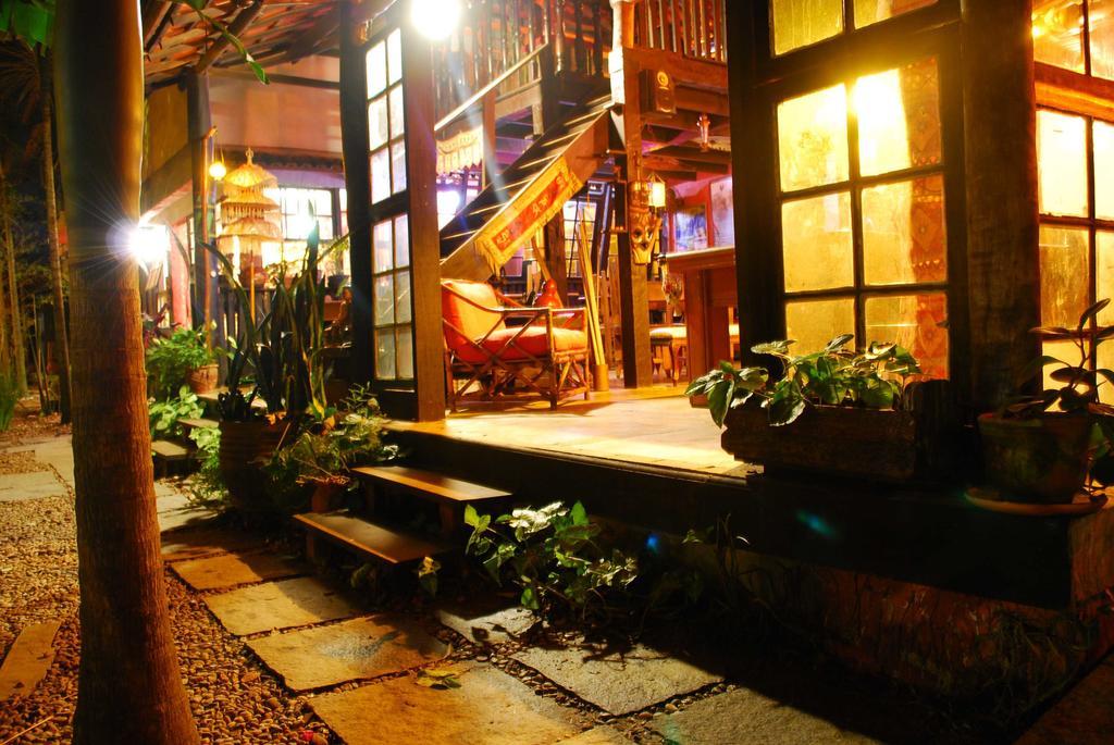 Hotel Pousada Katmandu Maresias Exterior photo