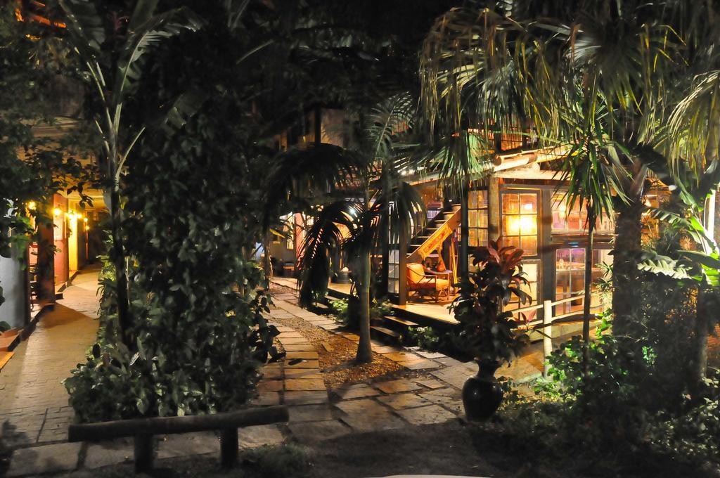 Hotel Pousada Katmandu Maresias Exterior photo